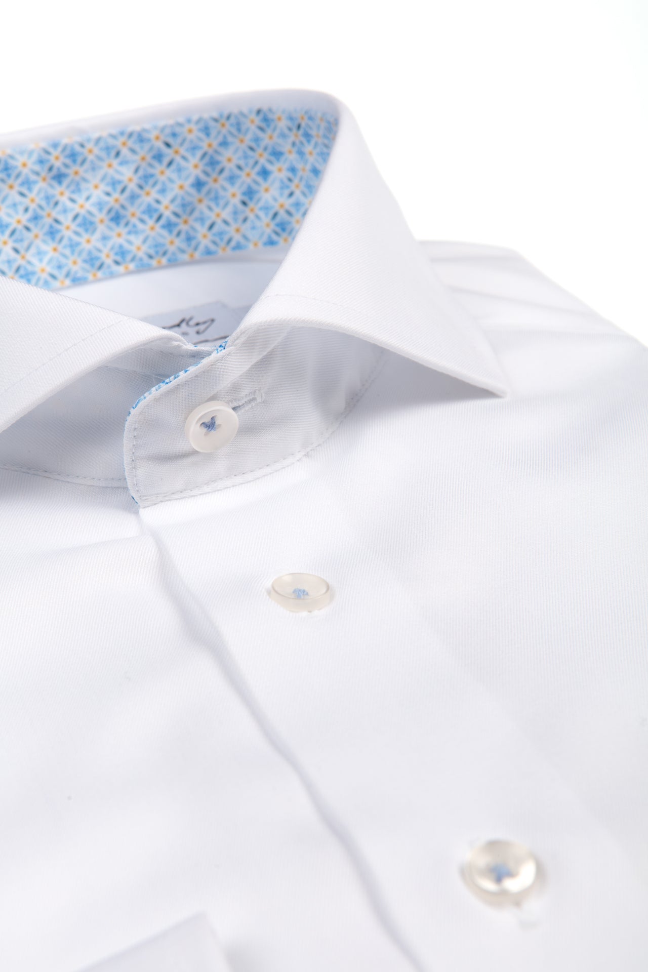 Wit hemd met blauwe raster print